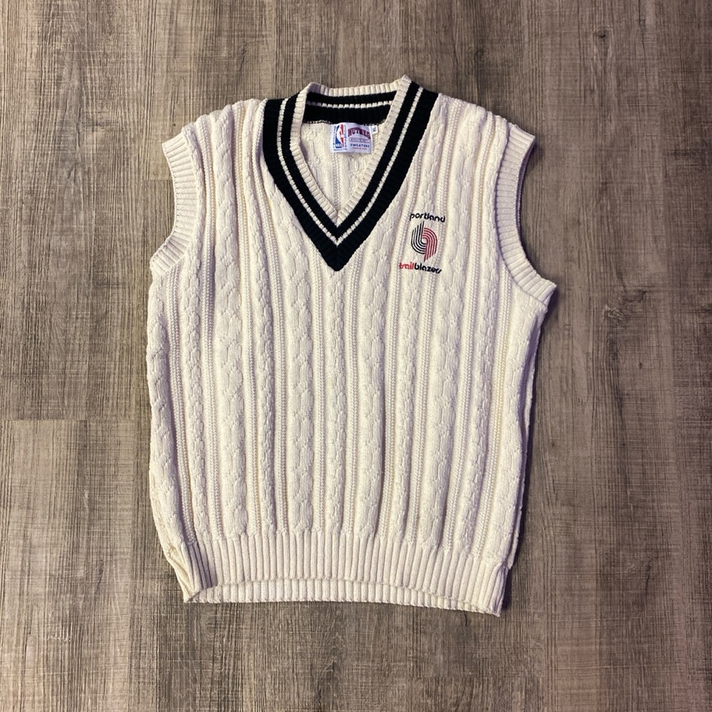 Nutmeg NBA Cable Knit Sweater Vest